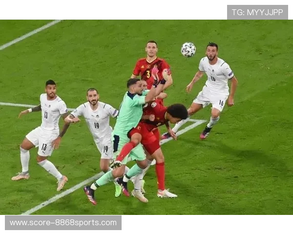 最强四大足球巨星手办合集打造顶级收藏品体验