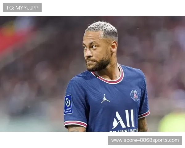 现代足球边锋：突破速度与创造力的完美结合分析