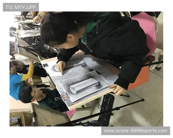 细腻线条勾勒绿茵英雄气概展现足球球星素描风采